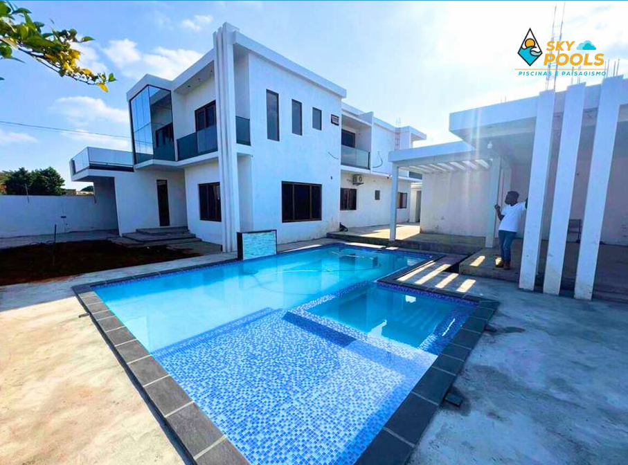 Modern Pool